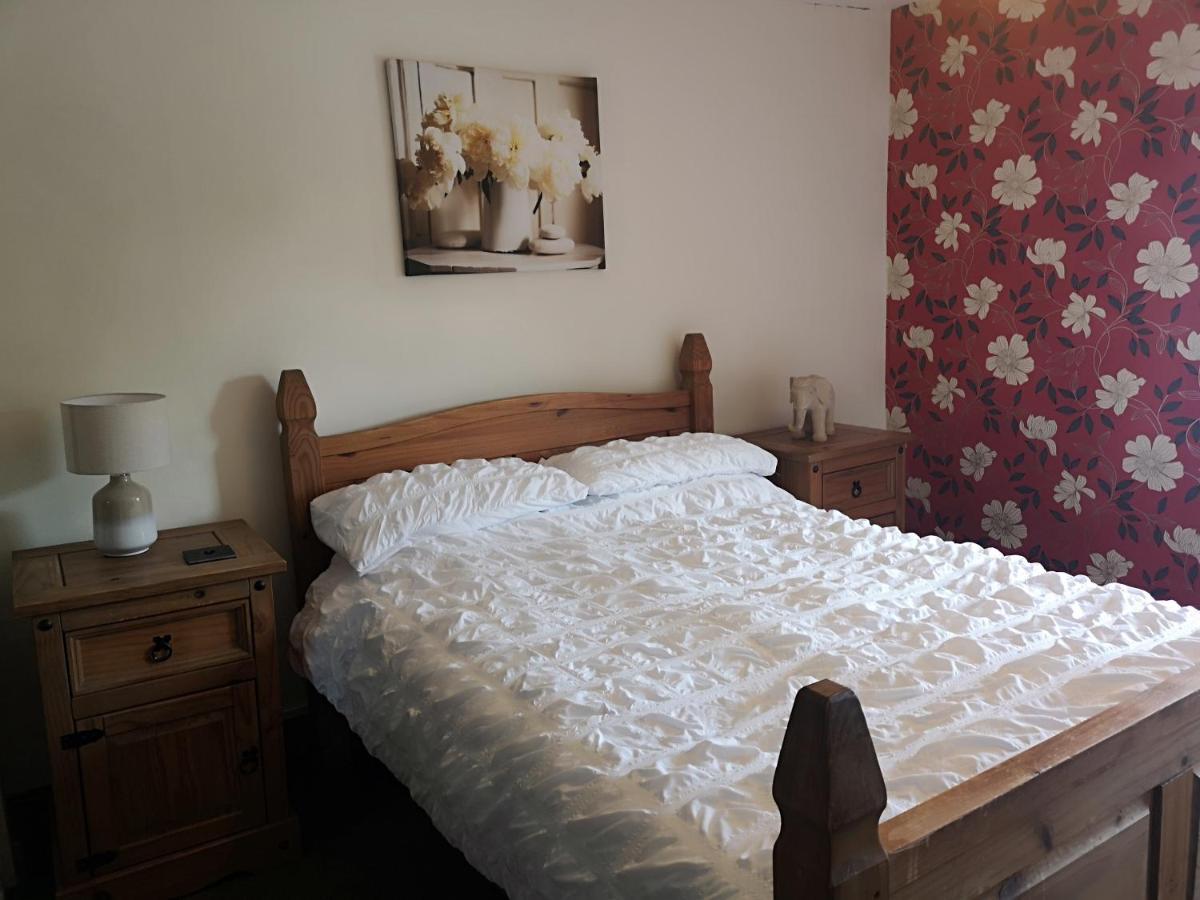 Red Lion Hotel Ystrad Meurig المظهر الخارجي الصورة